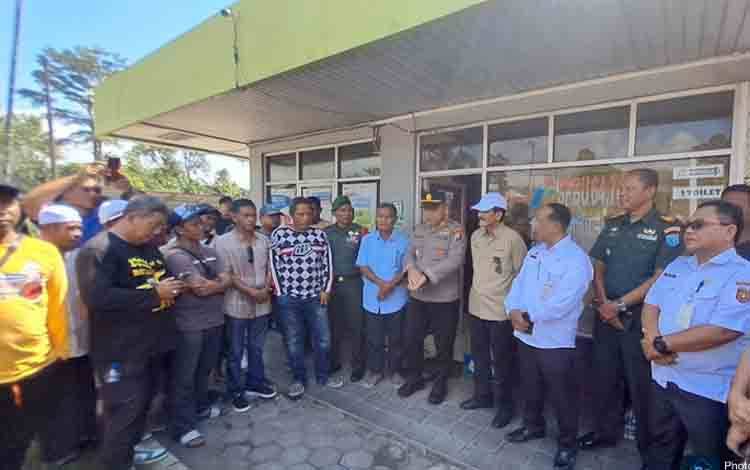 Pengemudi Angkutan Dalam Kota Pangkalan Bun Keberatan Pemindahan Distribusi Solar Subsidi ke SPBU Simpang Runtu