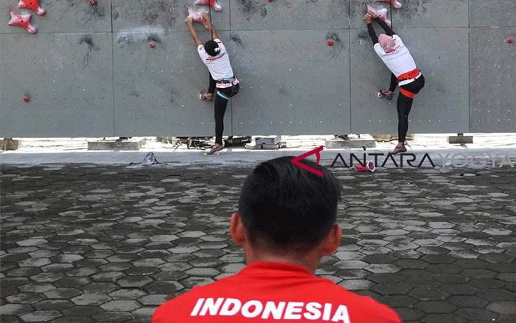 Pelatih Panjat Tebing Minta Roby dan Asih Rileks Jalani Debut Eropa