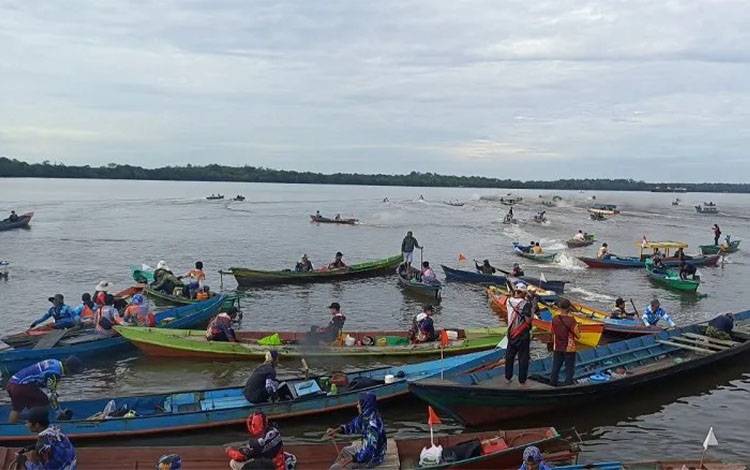 109 Tim Meriahkan Lomba Mancing Udang Galah di Sungai Sekonyer, Semarak HUT ke-33 Perumdam Tirta Arut
