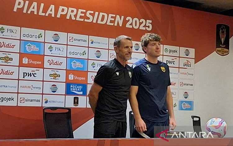 Oxford United Raih Kemenangan 6-3 Hadapi Liga 1 All-Stars