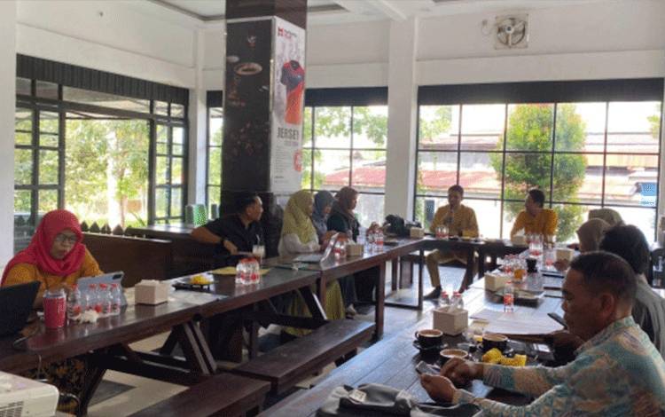 Pemkab Kobar Gelar Rapat Penyelesaian Permasalahan Legalitas Perizinan Koperasi Merah Putih
