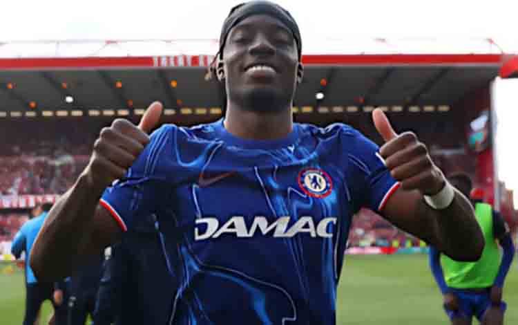 Arsenal Segera Dapatkan Winger Chelsea Noni Madueke