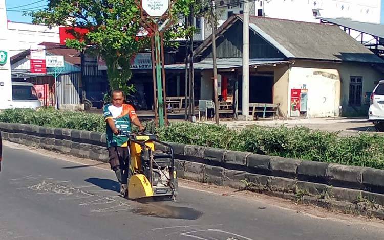 Pemkab Kotim Apresiasi Laporan Warga Terkait Jalan Rusak