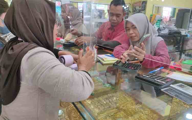 Geliat Positif Perdagangan Emas di Sampit Jelang Tahun Ajaran Baru