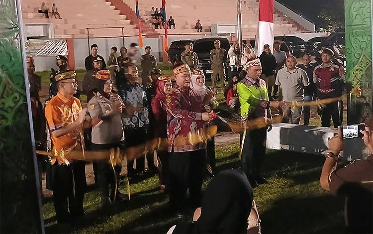 Katingan Expo 2025 Resmi Dibuka, Bupati Saiful: Ajang Promosi Potensi Daerah