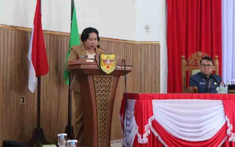 Anggota DPRD Gunung Mas Sambut Baik Lomba Menulis Cerita Rakyat
