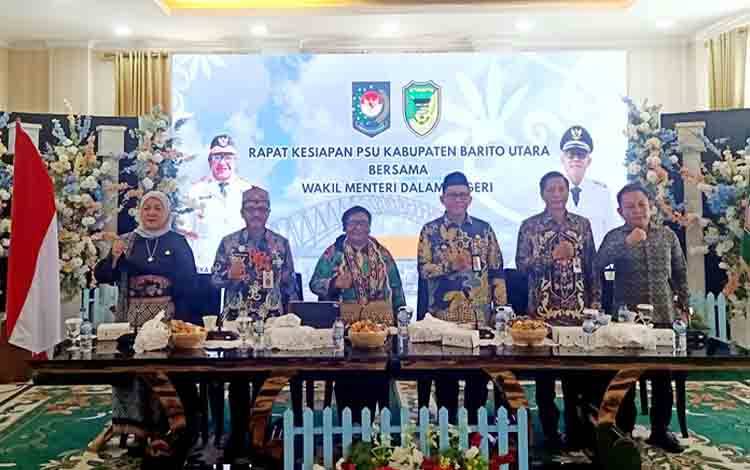 Wamendagri Tekankan Sinergi dan Antisipasi Potensi Gangguan pada Pelaksanaan PSU Barito Utara