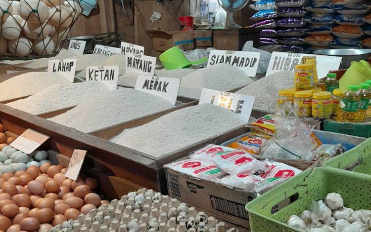 Harga Komoditas di Kobar 4 Agustus 2025: Ayam Ras dan Beras Siam Unus Turun