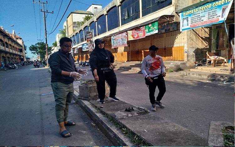 Wabup Kotim Irawati Ajak Warga Gotong Royong Bersihkan Pasar PPM Sampit