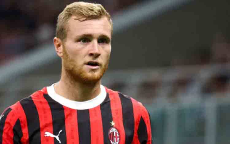AC Milan Pinjamkan Gelandang Tommaso Pobega ke Bologna