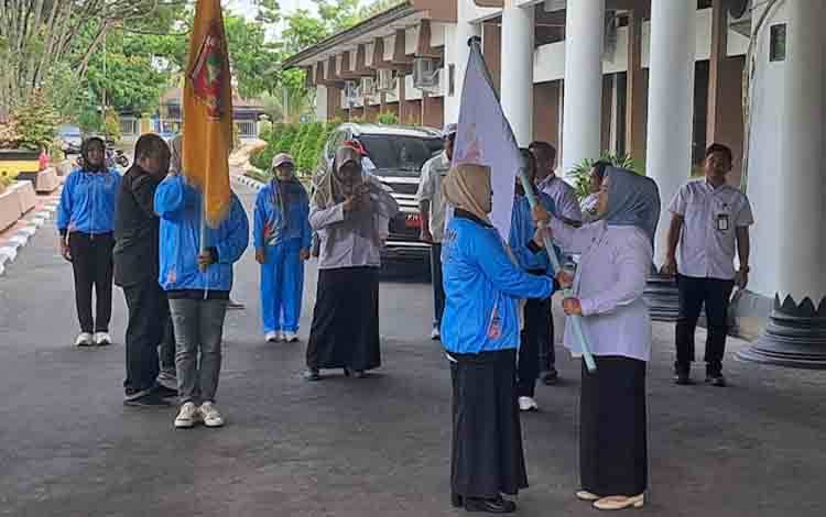 Bupati Lepas Kontingen Kalteng asal Kobar Ikuti Fornas VIII Lombok