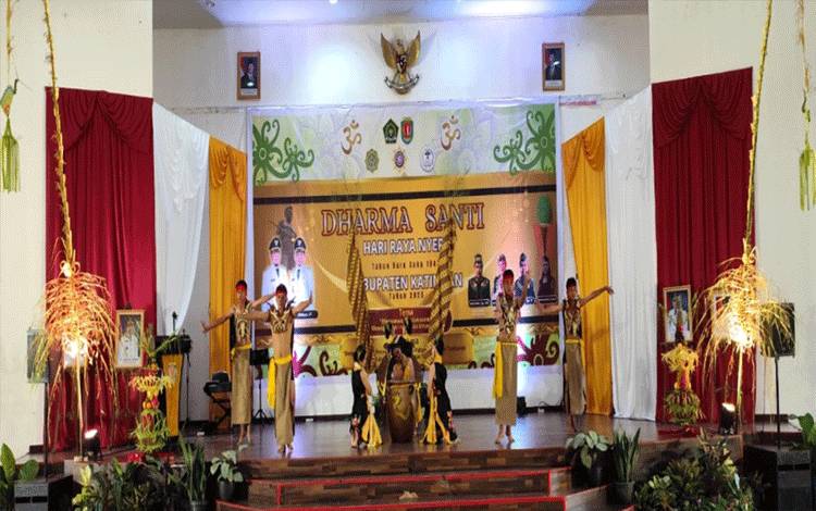 Wakil Bupati Ajak Umat Hindu Katingan Berperan Aktif dalam Pembangunan