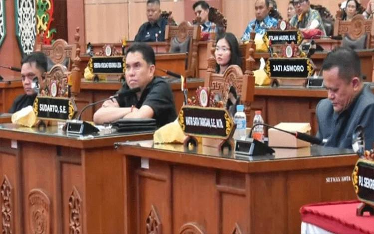 Kritik Konstruktif Fraksi Jadi Bahan Penyempurnaan APBD Palangka Raya ke Depan
