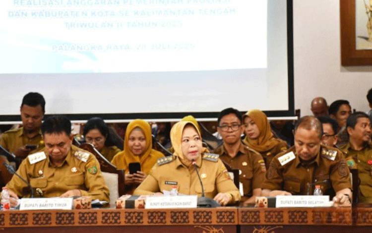 Bupati Kobar Paparkan Realisasi Anggaran Triwulan II di Rapat Tepra Provinsi Kalteng