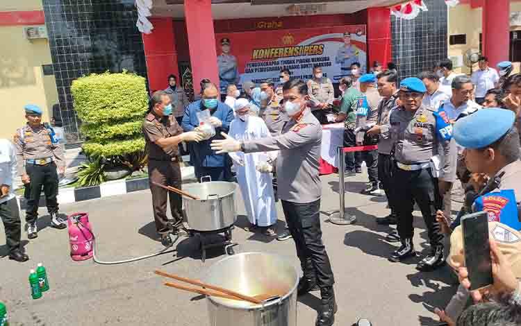 Polda Kalteng Ungkap 99 Kasus Narkoba Selama Operasi Antik Telabang 2025