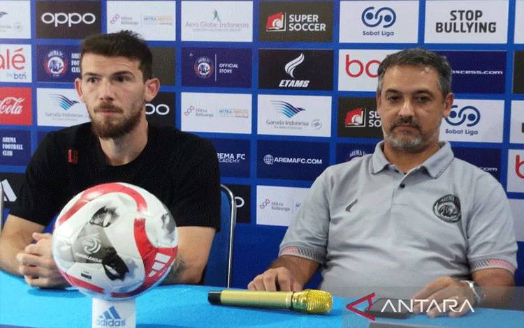 Marcos Santos Janjikan Arema Tampil Beda saat Jamu PSBS di Kandang