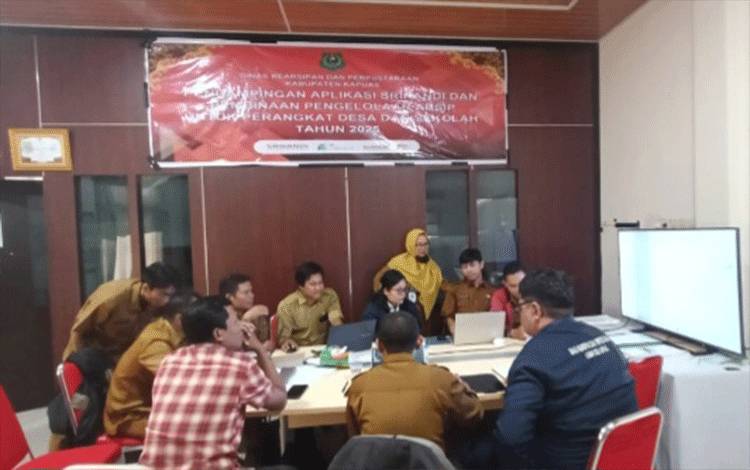 Disarpustaka Kapuas Fasilitasi Aplikasi SRIKANDI untuk Desa dan Sekolah