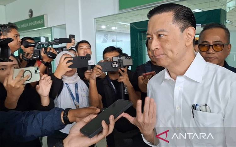 Tom Lembong Penuhi Undangan Komisi Yudisial