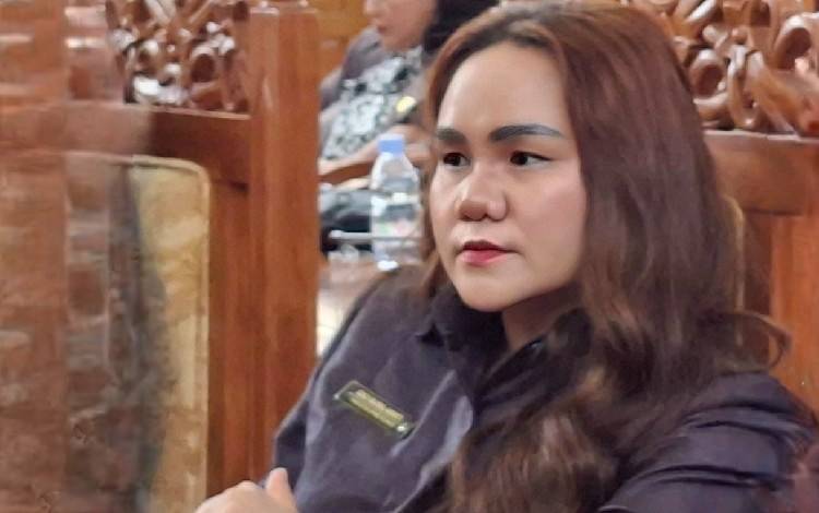 Pesan DPRD Gunung Mas kepada Pengurus DWP yang Baru Dikukuhkan