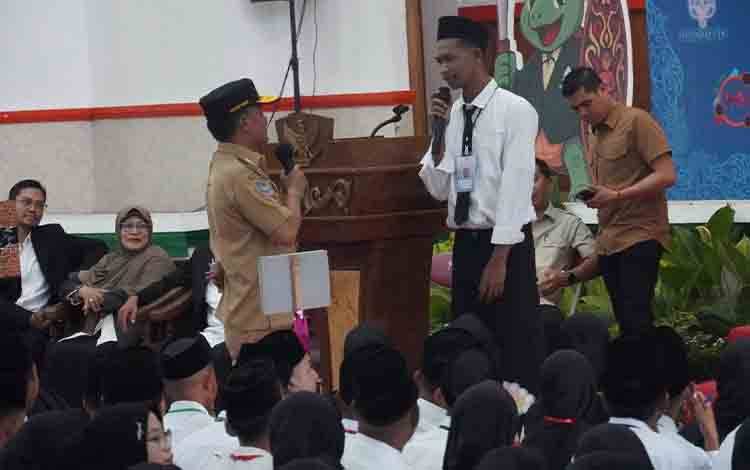 Gubernur Kalteng Ingatkan Mahasiswa UIN Pentingnya Sikap dan Pola Pikir Positif