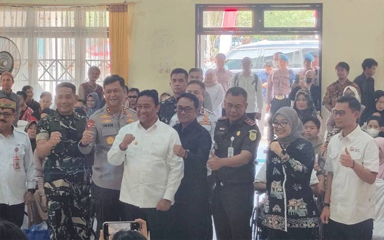 Wakil Ketua I DPRD Kalteng Apresiasi Anjangsana Pemprov ke Panti Asuhan Bina Remaja