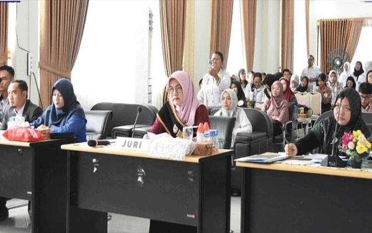 Pemkab Barut Dorong Kemampuan Public Speaking Pelajar Lewat Lomba Pidato Bahasa Inggris