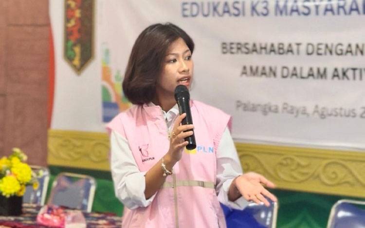 Srikandi PLN UIP KLB Dorong Kesadaran K3 dan Penanggulangan Darurat Siswa