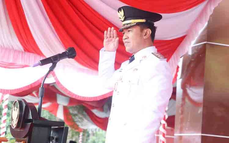 Bupati Pulpis Pimpin Upacara HUT ke-80 RI