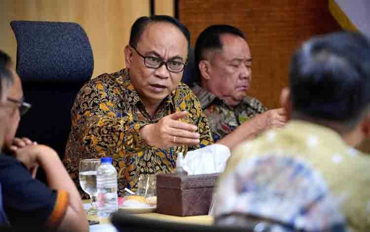 Menkop Dorong Skema Konsinyasi untuk Koperasi Desa Merah Putih