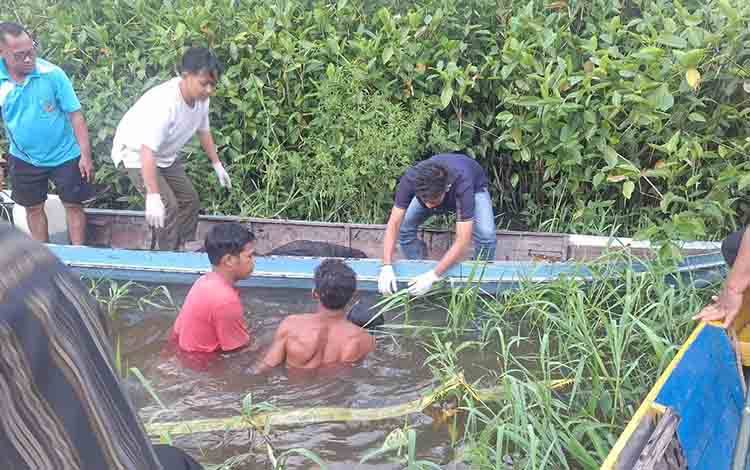 Seorang Pria Ditemukan Meninggal di Sungai Seruyan
