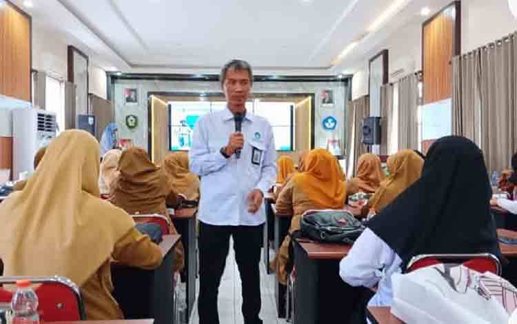 Sinergi Balai Bahasa dan Dinas Pendidikan Dorong Kemahiran Berbahasa di Kotim