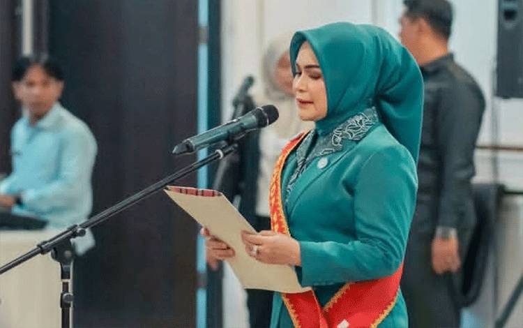Ketua TP PKK Kapuas Ajak Pengurus PKK Kecamatan Bekerja Bersama