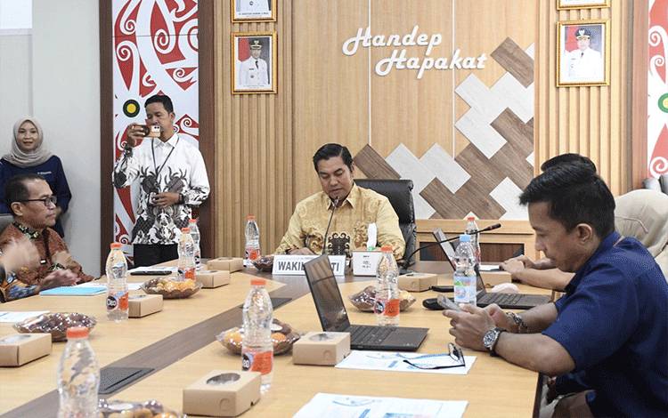 Wabup Pulpis Pimpin Rapat Forum Kemitraan Pengelolaan Kerjasama Fasilitas Kesehatan