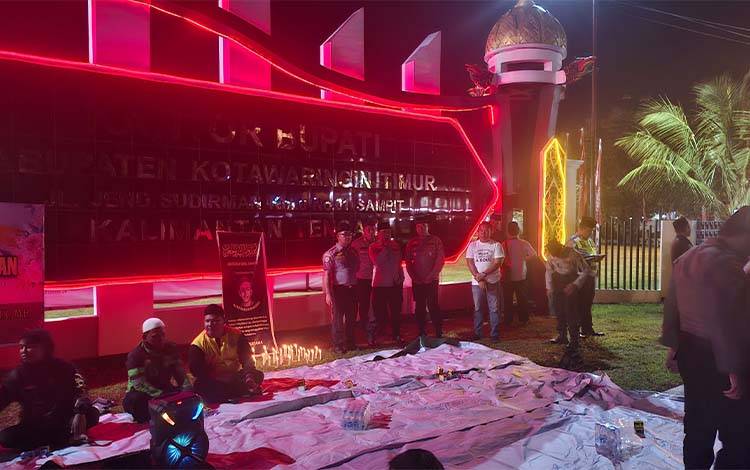 Asosiasi Ojol di Sampit Gelar Doa Bersama untuk Mendiang Affan Kurniawan