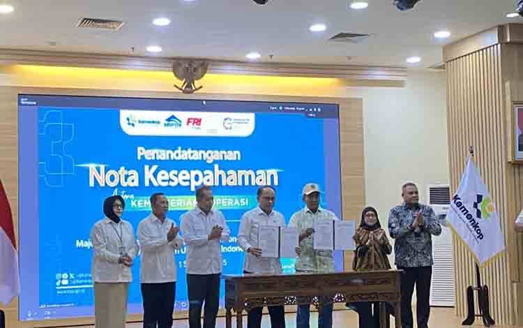 Kemenkop Gandeng Perguruan Tinggi Tingkatkan Kapasitas SDM Kopdes