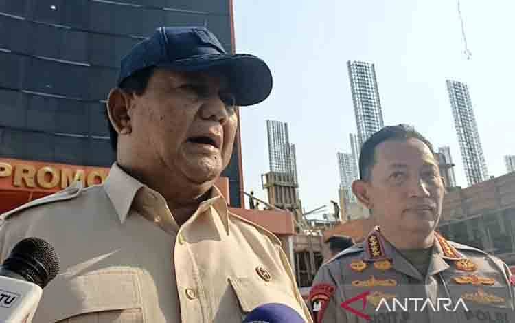 Presiden Prabowo Jenguk Polisi di RS Polri yang Jadi Korban Ricuh Demo