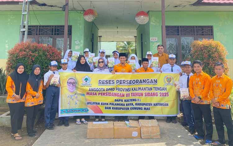 Anggota Dapil I DPRD Kalteng Dorong Perbaikan SMPN 3 Katingan Kuala