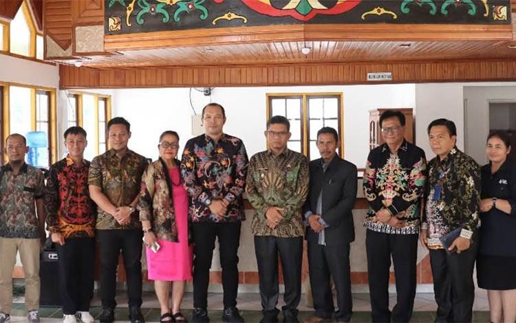 Wakil Bupati Katingan Sambut Kunjungan Kerja Komisi III DPRD Kalteng untuk Peningkatan Pendidikan Anak Prasejahtera