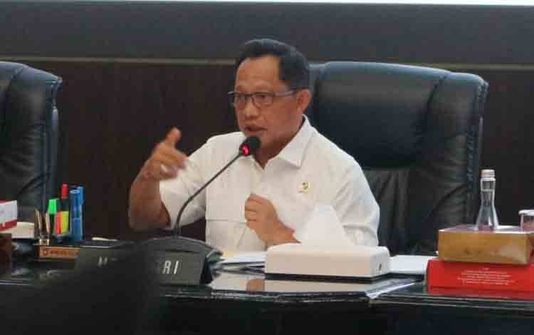 Mendagri Minta Pemda Stablikan Harga Pangan untuk Kendalikan Inflasi