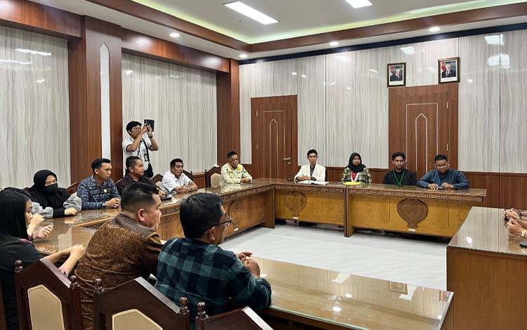 Komisi I DPRD Kotim Fasilitasi Aliansi Kesatuan Rakyat Sipil Sampaikan Aspirasi ke DPRD Kalteng dan DPD RI