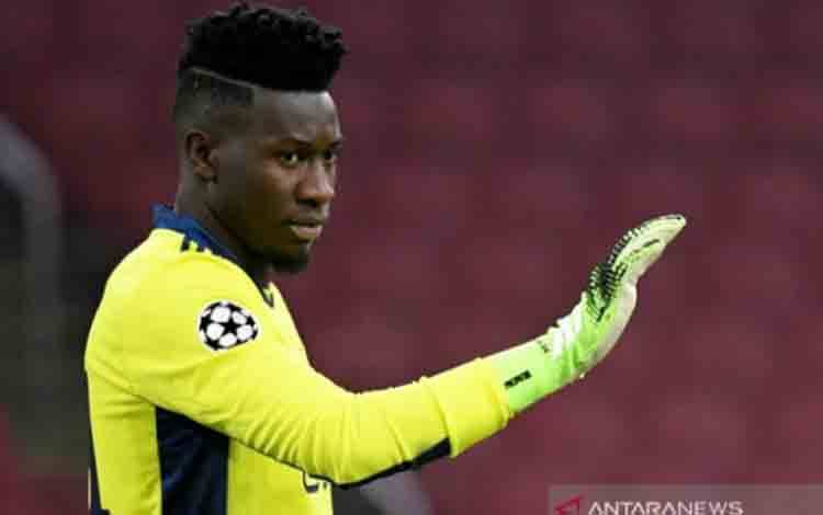 Manchester United Pinjamkan Onana ke Trabzonspor