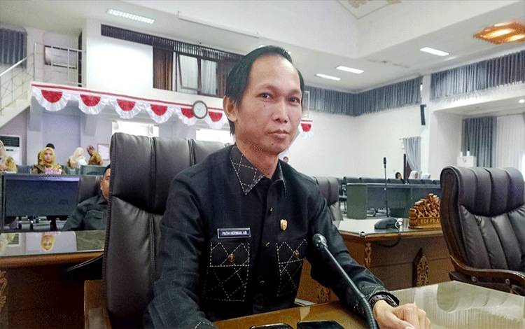 Dewan Sebut SDN 2 Lemo II Layak Jadi Contoh Sekolah Peduli Lingkungan di Barito Utara