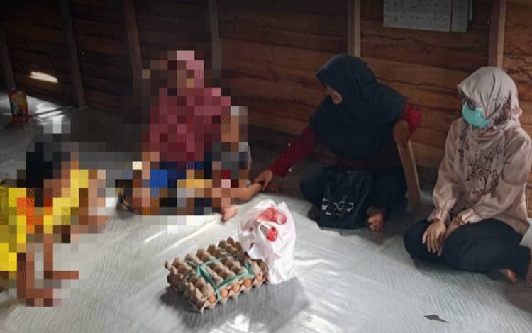 DPKUKMP Palangka Raya Dukung Percepatan Penurunan Stunting dengan Salurkan Bantuan Rutin