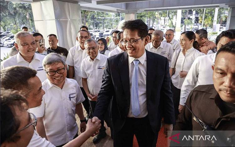 Rupiah Melemah Dipengaruhi Pergantian Menteri Keuangan
