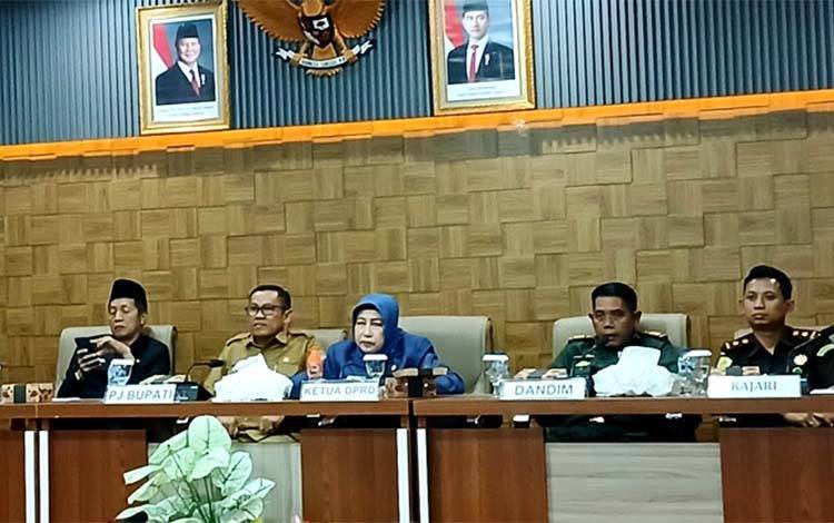 Ketua DPRD Barito Utara Siap Kawal Kebijakan Strategis Pengentasan Kemiskinan