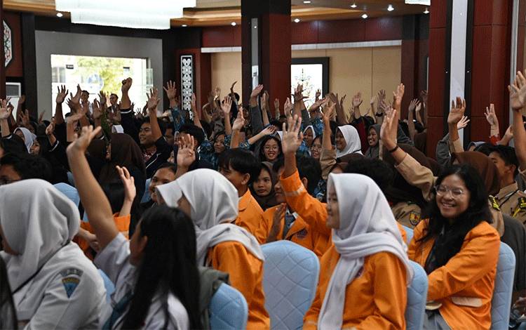 Lomba Cerdas Cermat Tanamkan Karakter Pilar Kebangsaan