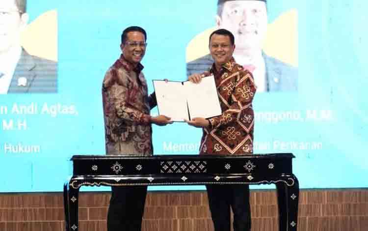Kemenkum Teken Kerja Sama dengan 11 k/l Perkuat Kepastian Hukum