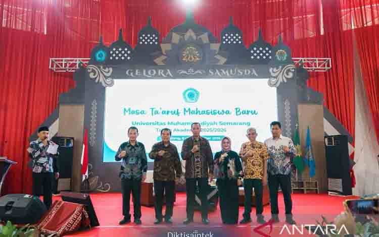 Wamendiktisaintek Tekankan Penguatan Kapasitas Diri bagi Mahasiswa