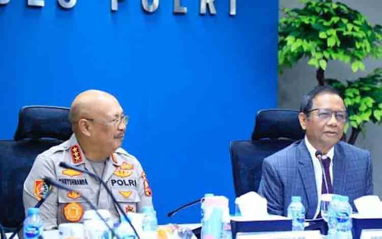 Mahfud sebut Polri Harus Meningkatkan Kepercayaan Publik