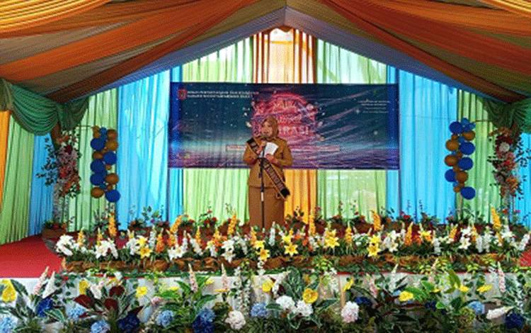Bupati Kobar Resmikan Festival Literasi 2025 dan Kukuhkan Bunda Literasi Kecamatan